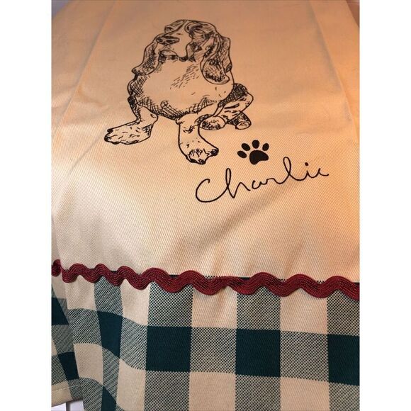 Pioneer Woman Tea Towel Charlie Basset Hound Green Check 16x24 - Picture 1 of 2